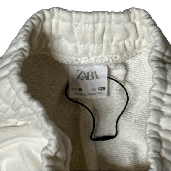 Zara, White Joggers, Youth Size 8, Front Side Pockets, Terry Cloth Inside - Picture 5 of 5